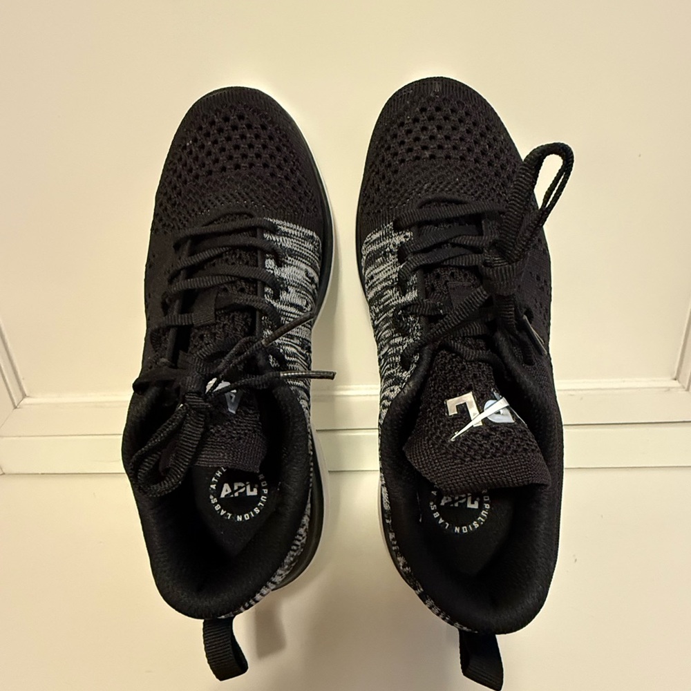 APL Women's Black White Sneakers Shoes 6.5